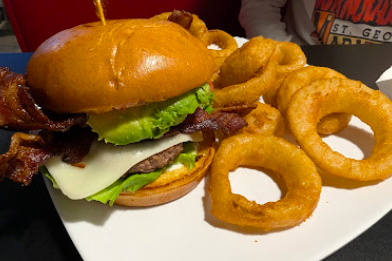 All American Diner signature dishes Ulti-Meat Omelette
Fish & Chips
California Burger